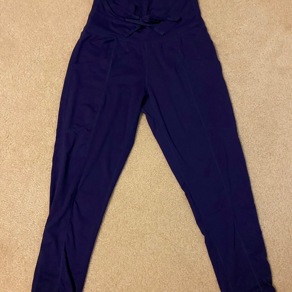 Fabletics joggers legging material